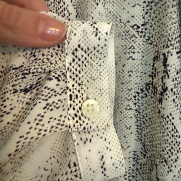 Hilary Radley Snakeskin Print Chiffon Dress Size Small Long Sleeve Midi - Picture 6 of 11